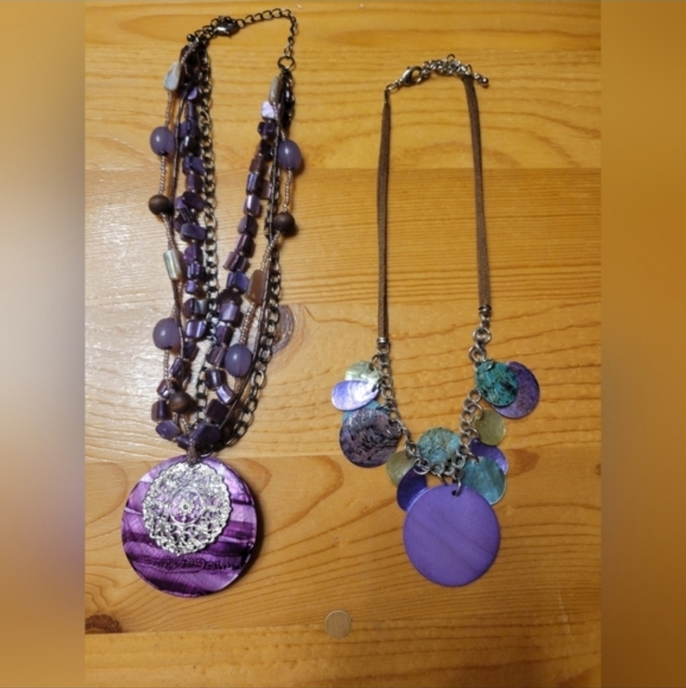 2x Beaded necklace Multicolor purple shell beads leather beautiful‎